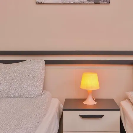 The Maisonette With 2 Bedrooms And 2 Bathrooms София