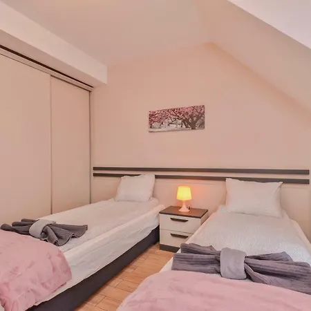 The Maisonette With 2 Bedrooms And 2 Bathrooms * Sofia