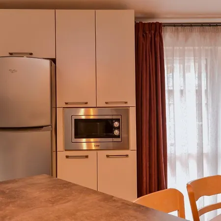 The Maisonette With 2 Bedrooms And 2 Bathrooms * Sofia
